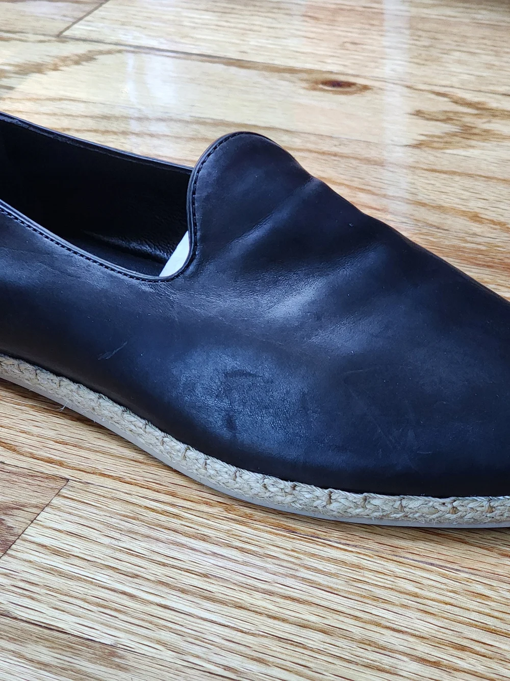 Vince sleek slip